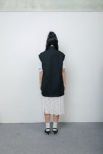 Load image into Gallery viewer, Buckle Sleeveless Blazer