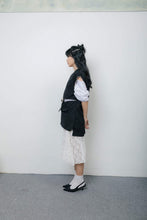 Load image into Gallery viewer, Buckle Sleeveless Blazer